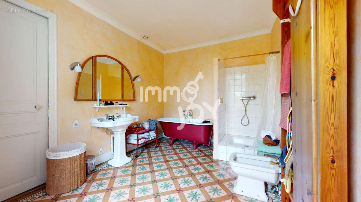 Maison de Maître de 15 pièces sur 360m2 dans son Parc arboré de 4628m2 avec piscine dans NARBONNE - photo 11