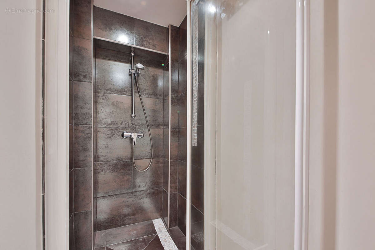 Commerce à PARIS-14E