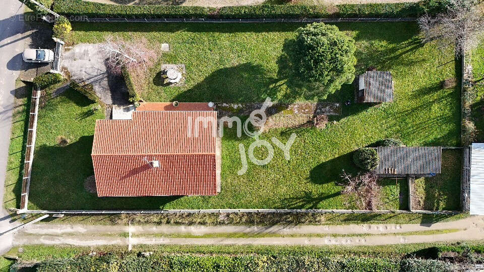 Maison à LAGARDELLE-SUR-LEZE