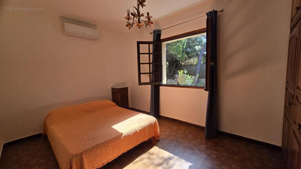 Sartène, sur la plage de Tizzano, maison de 74 m2 avec vue imprenable sur la mer - photo 7