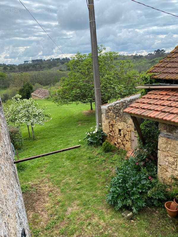Maison à BLANQUEFORT-SUR-BRIOLANCE