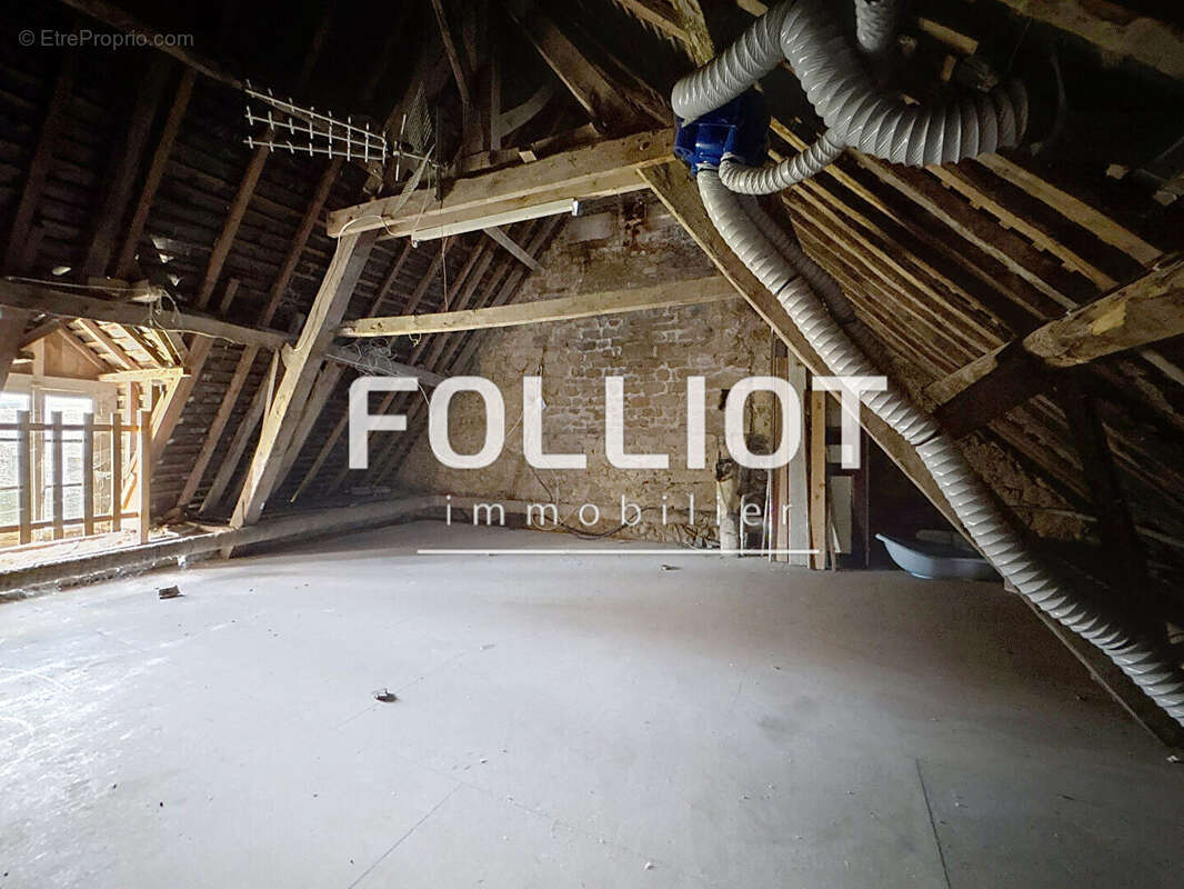 Maison à TESSY-SUR-VIRE