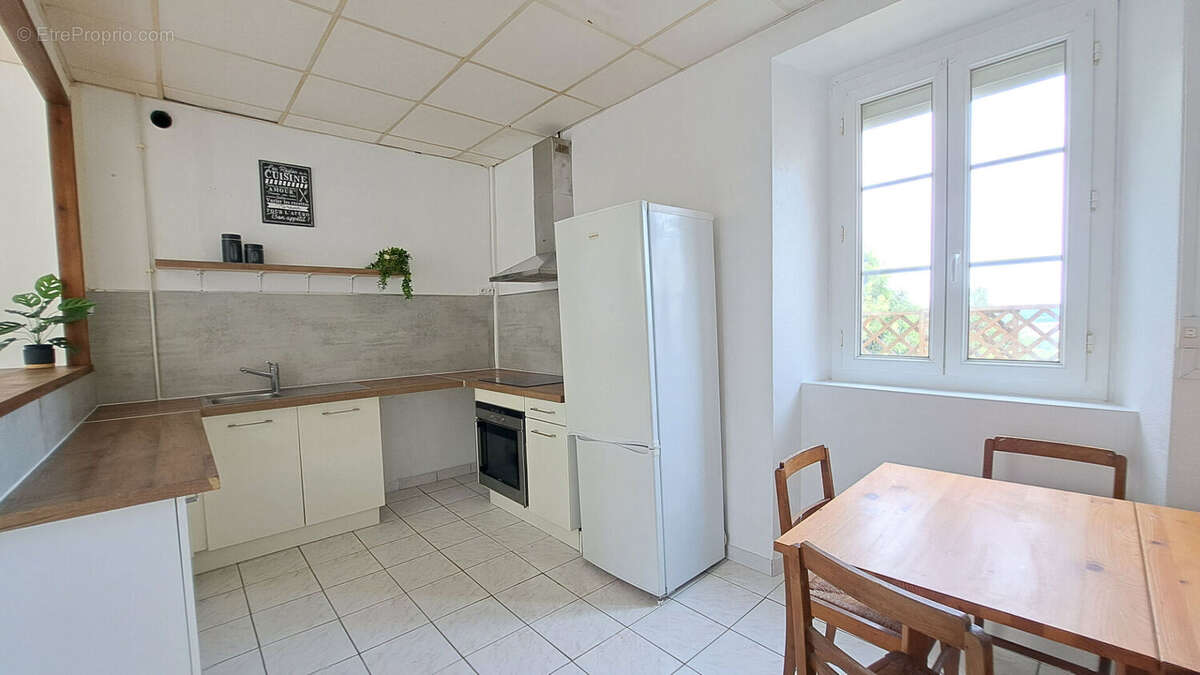 Appartement à ARTIX