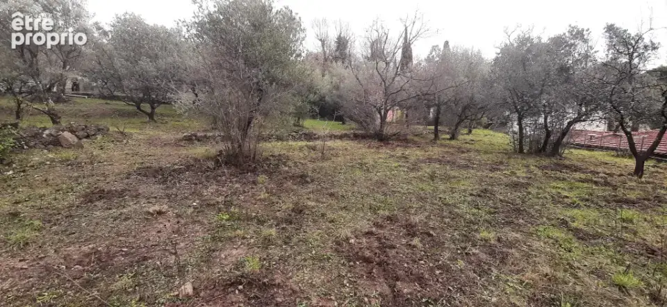 Terrain 641 m² à Draguignan  - photo 2