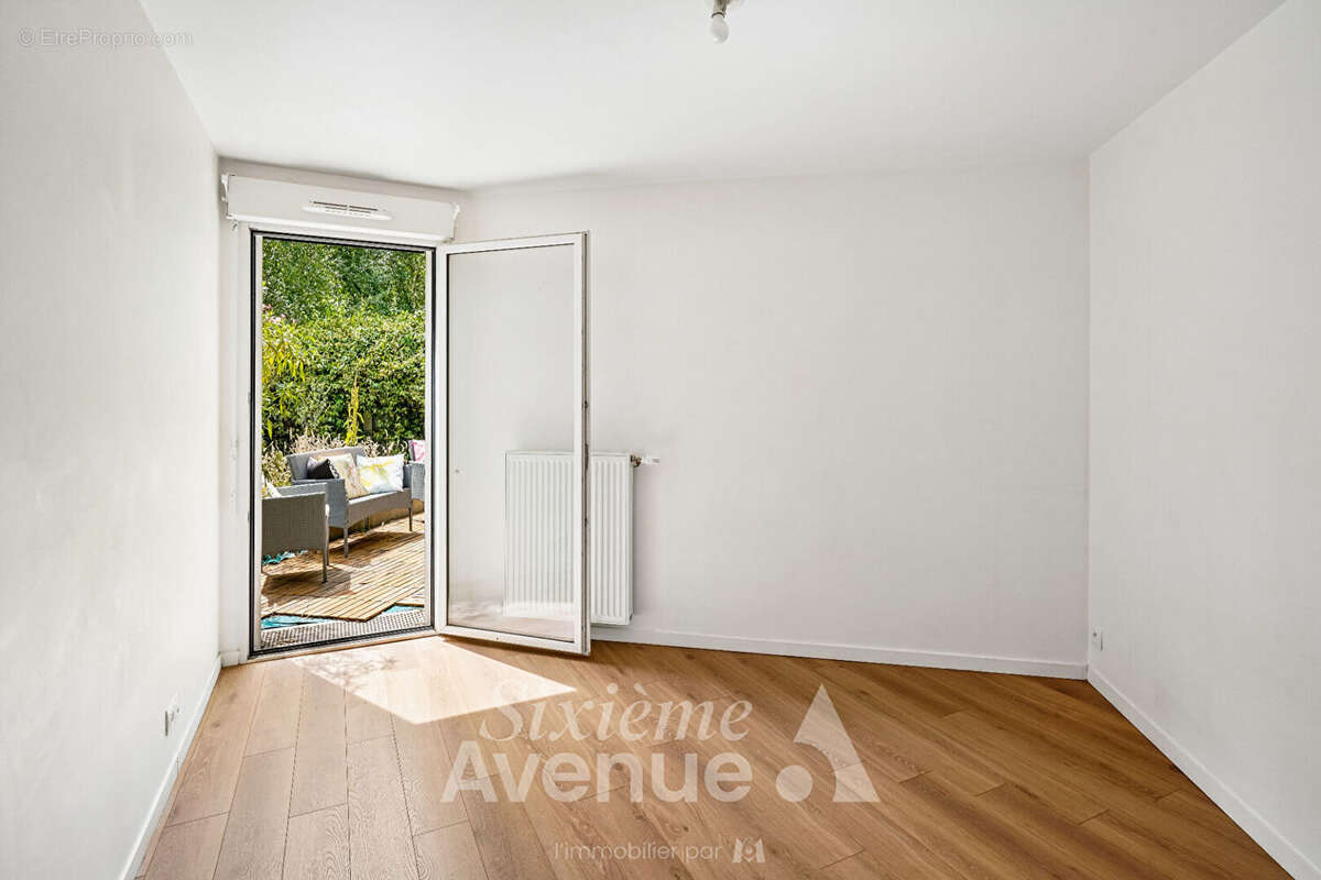 Appartement à AUBERVILLIERS