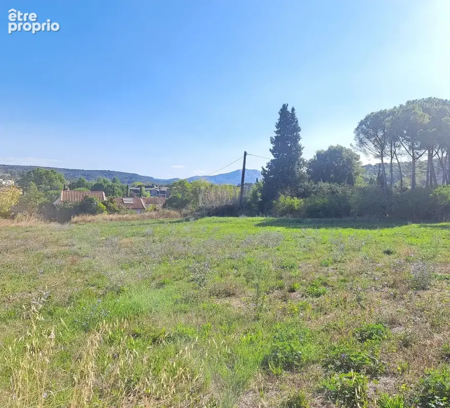 Terrain à AIX-EN-PROVENCE