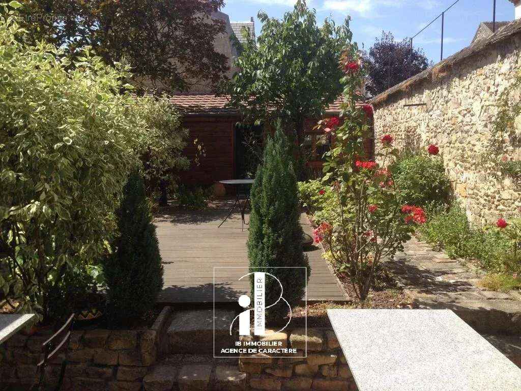 Appartement à FONTAINEBLEAU