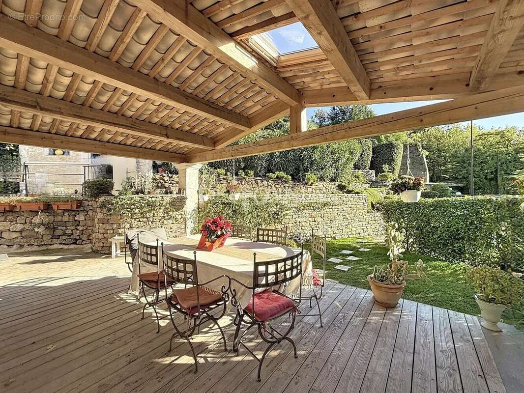 Maison à LES ADRETS-DE-L&#039;ESTEREL