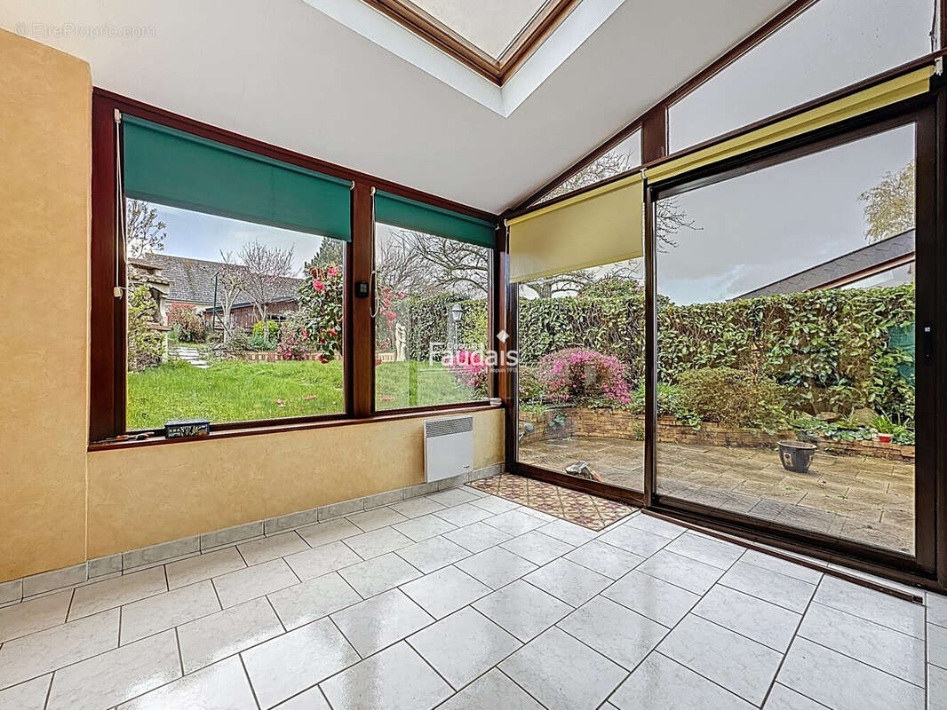 Maison 88 m² à Tessy-Sur-Vire  - photo 5
