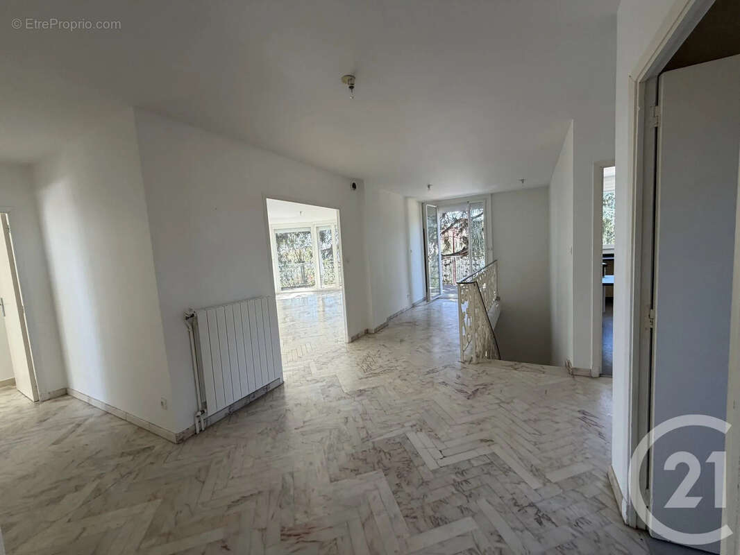 Maison 229 m² à Ramonville-Saint-Agne  - photo 5