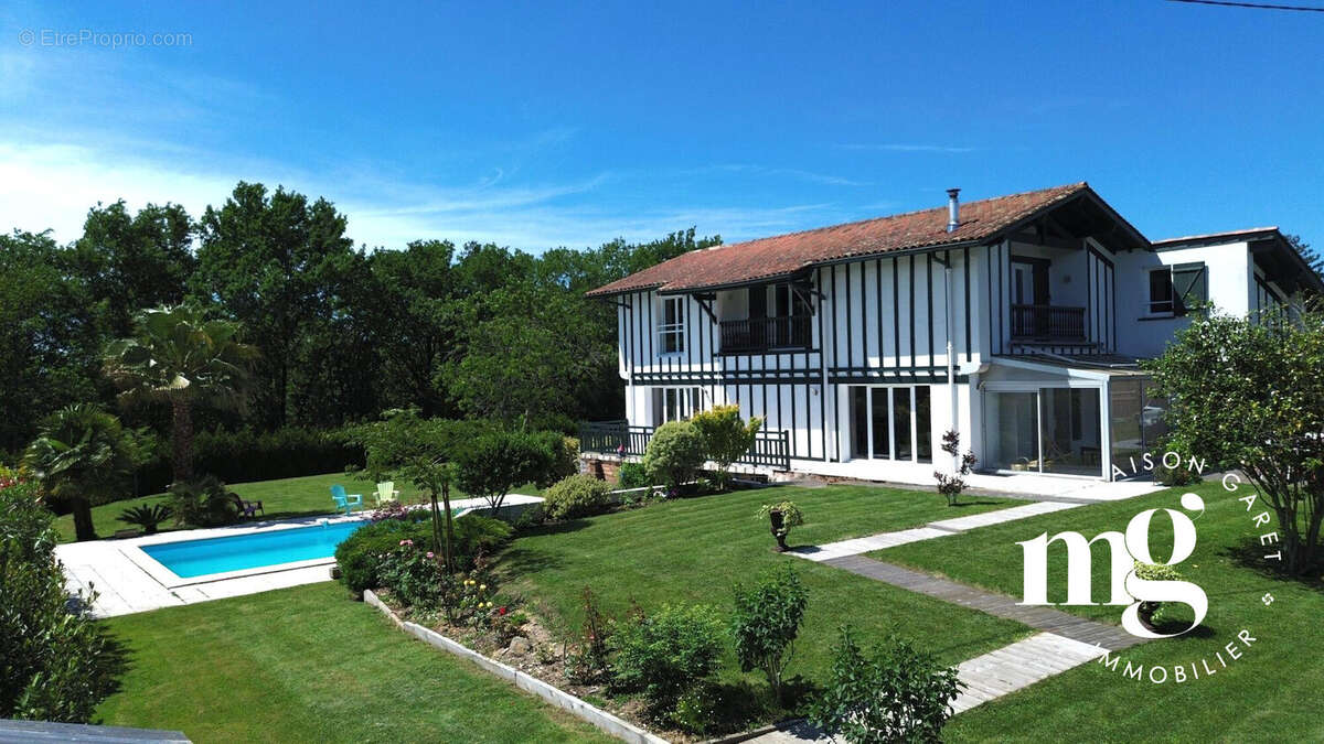 Maison à ARCANGUES