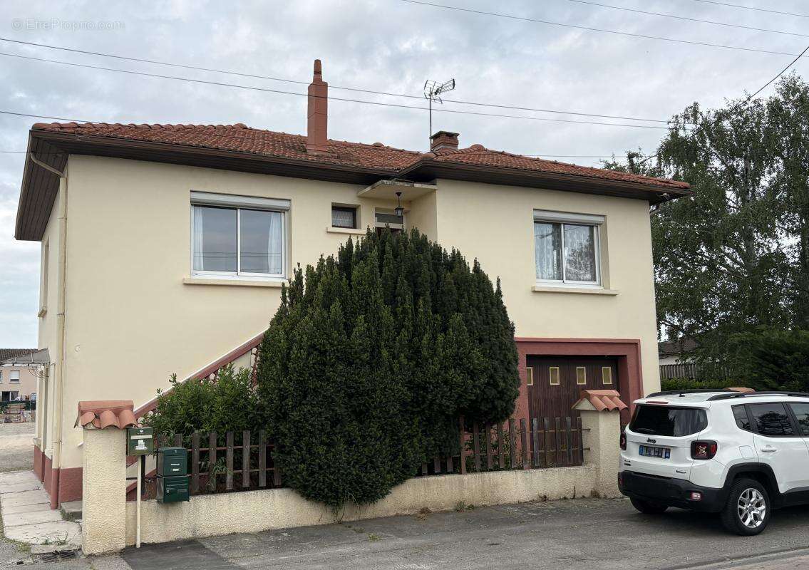 Maison à AUCAMVILLE
