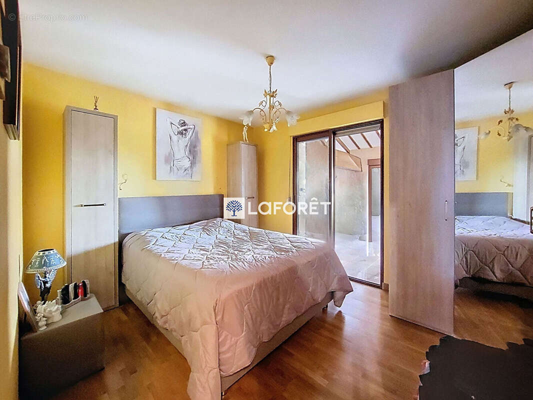 Maison à MAREST-DAMPCOURT