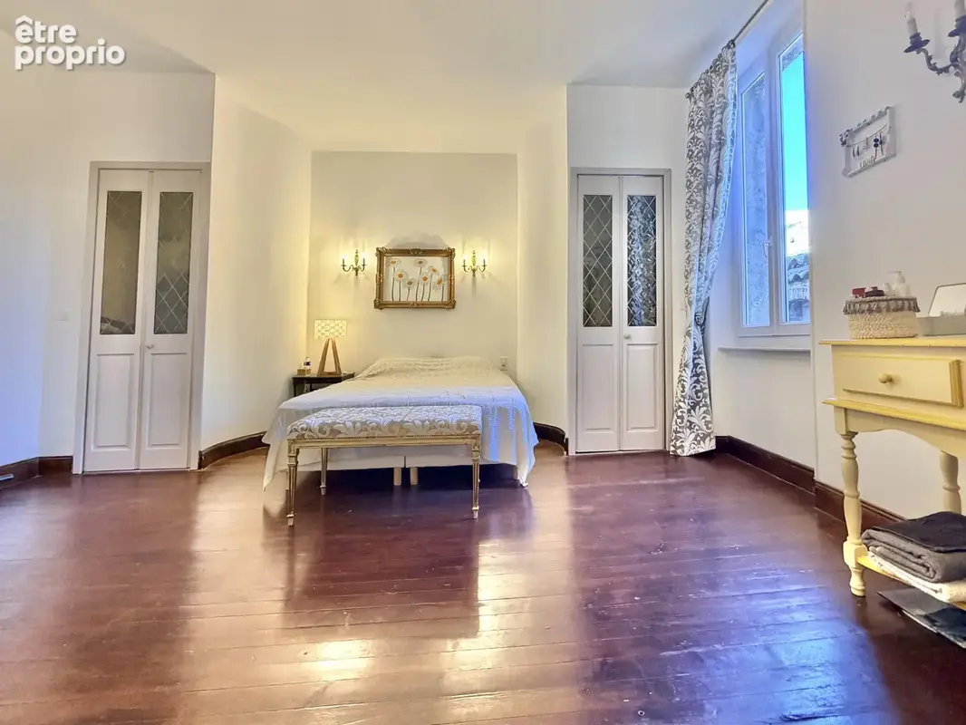 Une propriété d’exception, avec 5 chambres en suite et une terrasse ensoleillée - photo 9