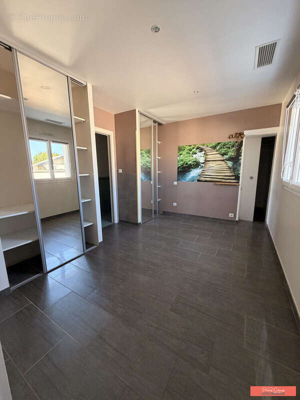 Maison 202 m² à Sainte-Marie-De-Gosse  - photo 9