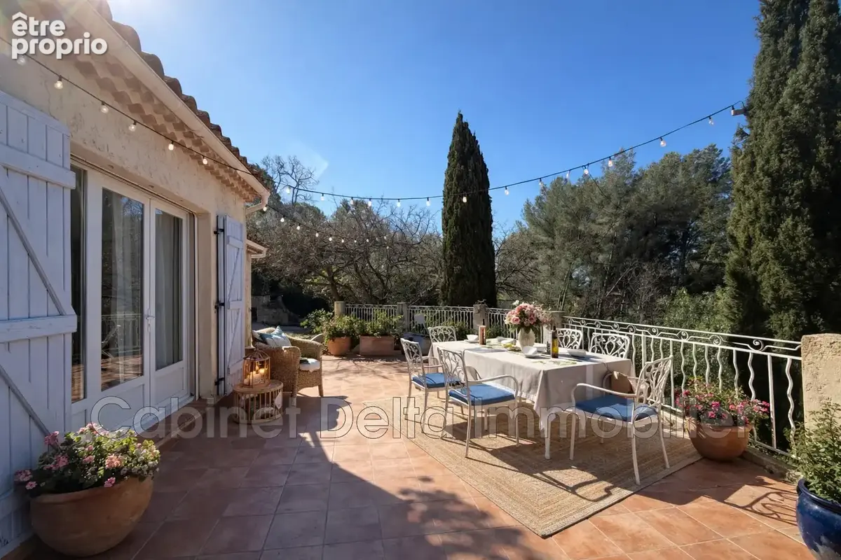 Maison 6 pièces 183 m² à vendre à Ollioules (83190) - photo 6