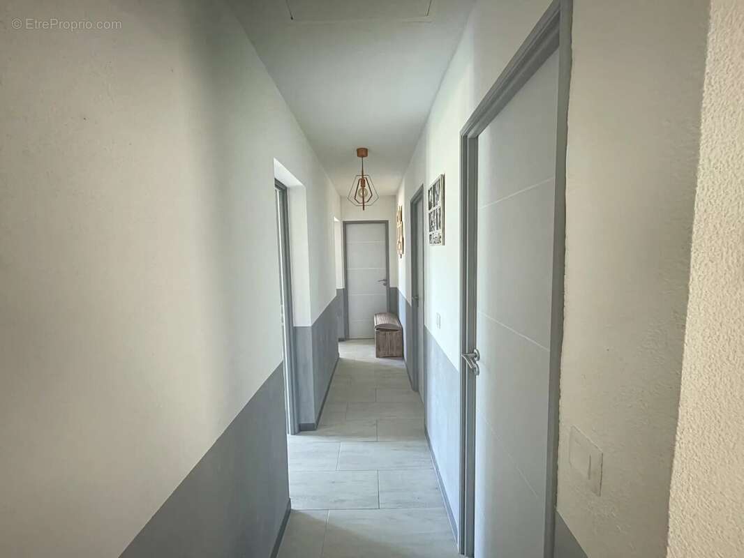 Maison à FIGANIERES