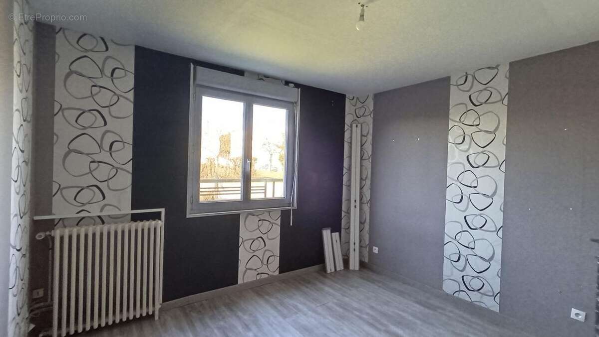 Maison à FERE-CHAMPENOISE