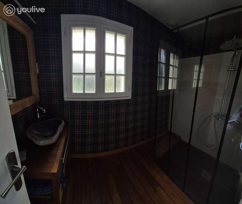 Maison à LANRIVOARE