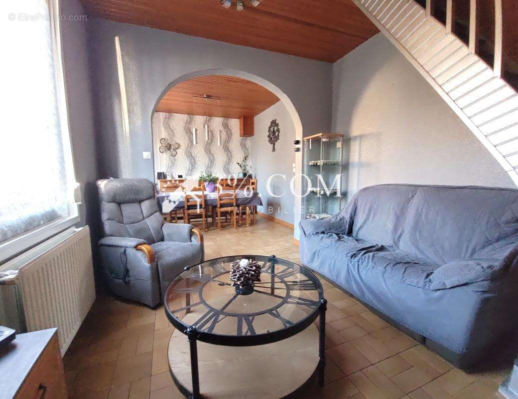 Maison à LA CHAPELLE-D&#039;ARMENTIERES