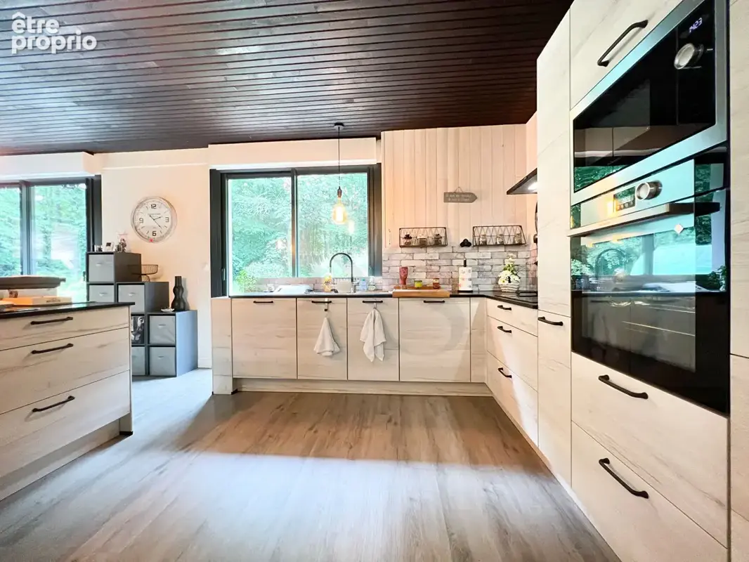 Vente d'une maison t8 (248 m²) à domfront en poiraie - photo 3