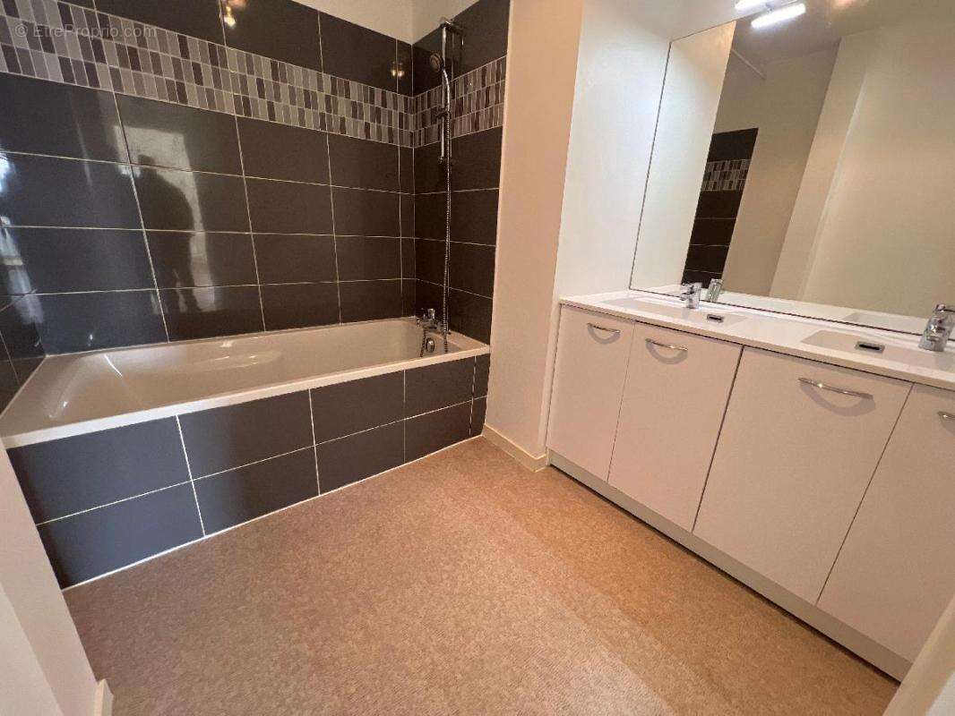 Appartement à CARQUEFOU