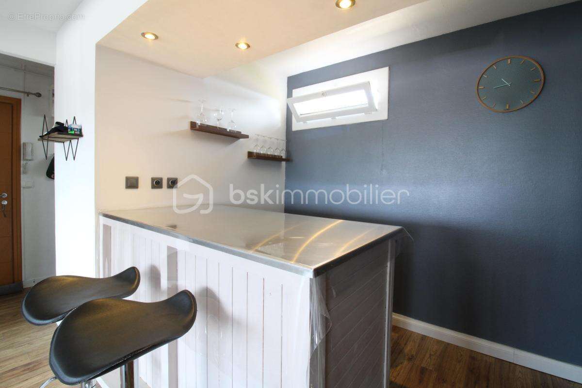 Grand T2 proche centre ville - photo 4