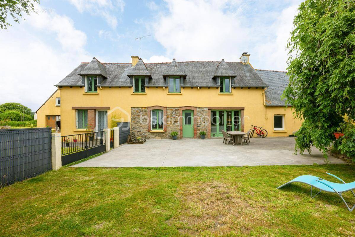 Maison à MERDRIGNAC