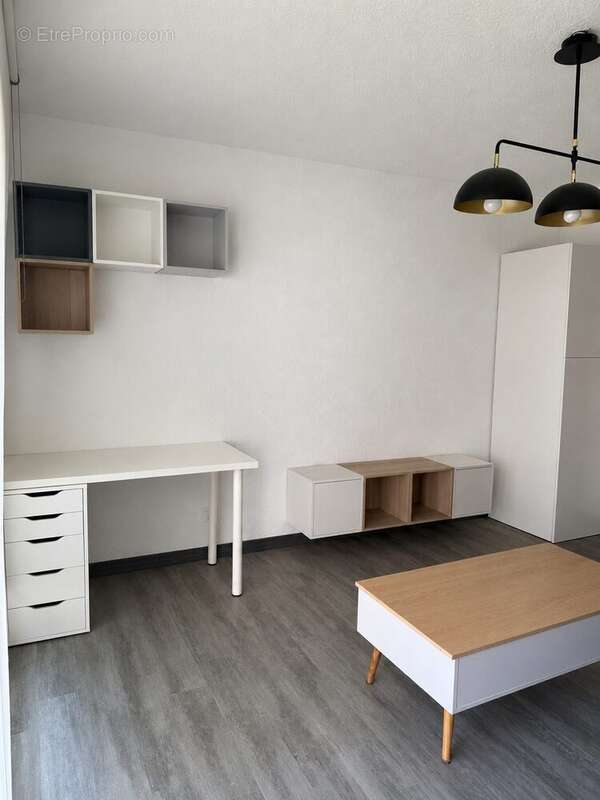 Salon - Appartement à NIMES