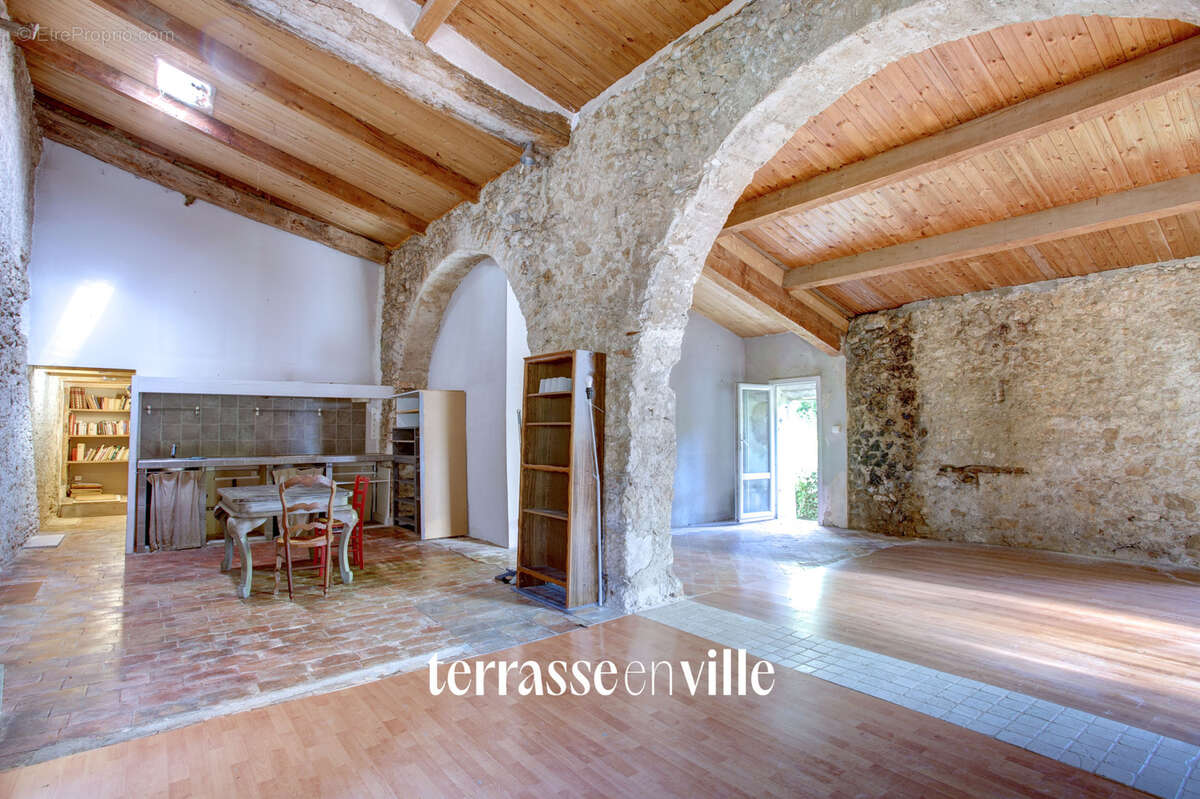 Maison à AIX-EN-PROVENCE