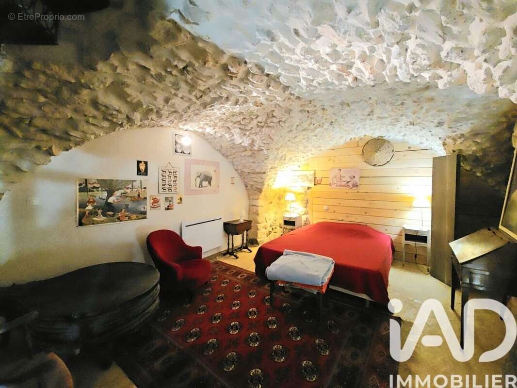 Maison 111 m² à Aigueze  - photo 7