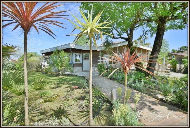 Maison à vendre  de 9 pièces  (40) de 220 m² avec dépendances, proche lac de Soustons - photo 2