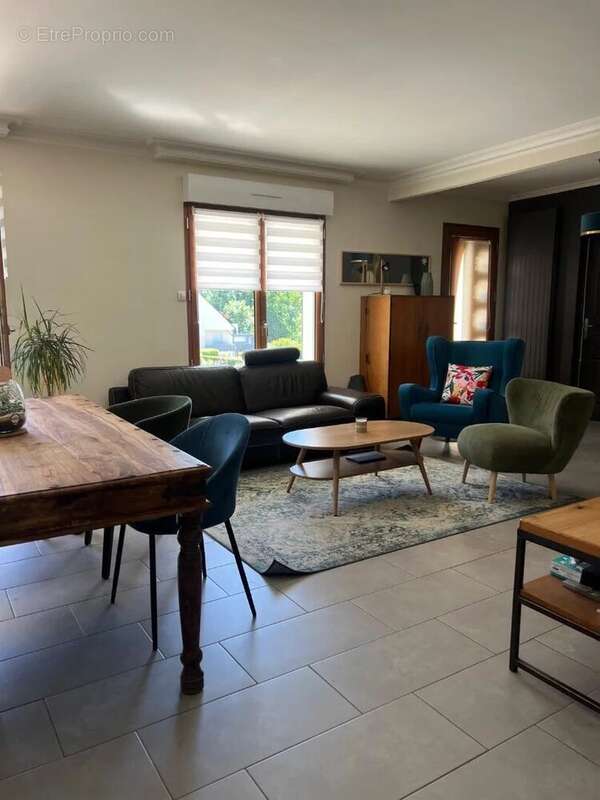 Maison Montreuil Sous Perouse 7 pièce(s) 154 m2 - photo 3
