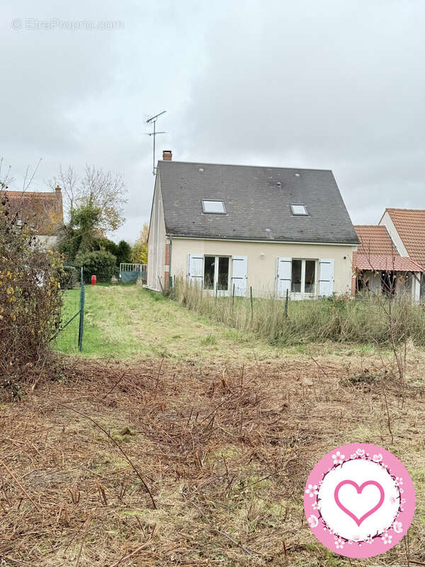 Maison à VILLEMURLIN