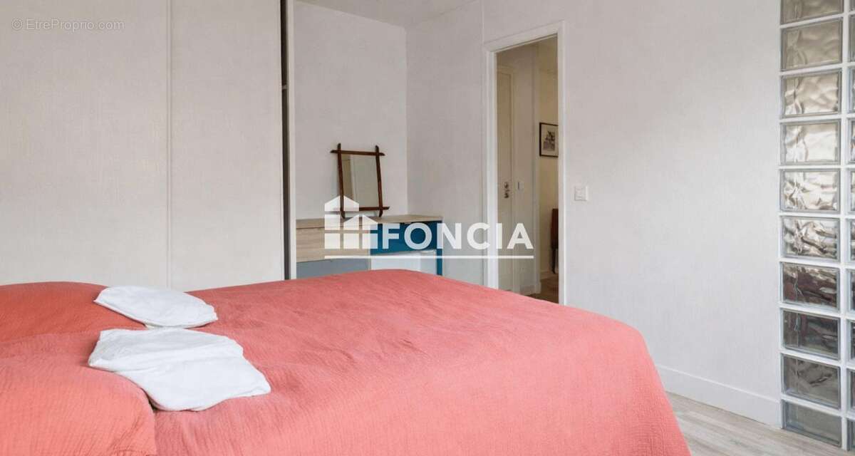 Appartement à GARCHES