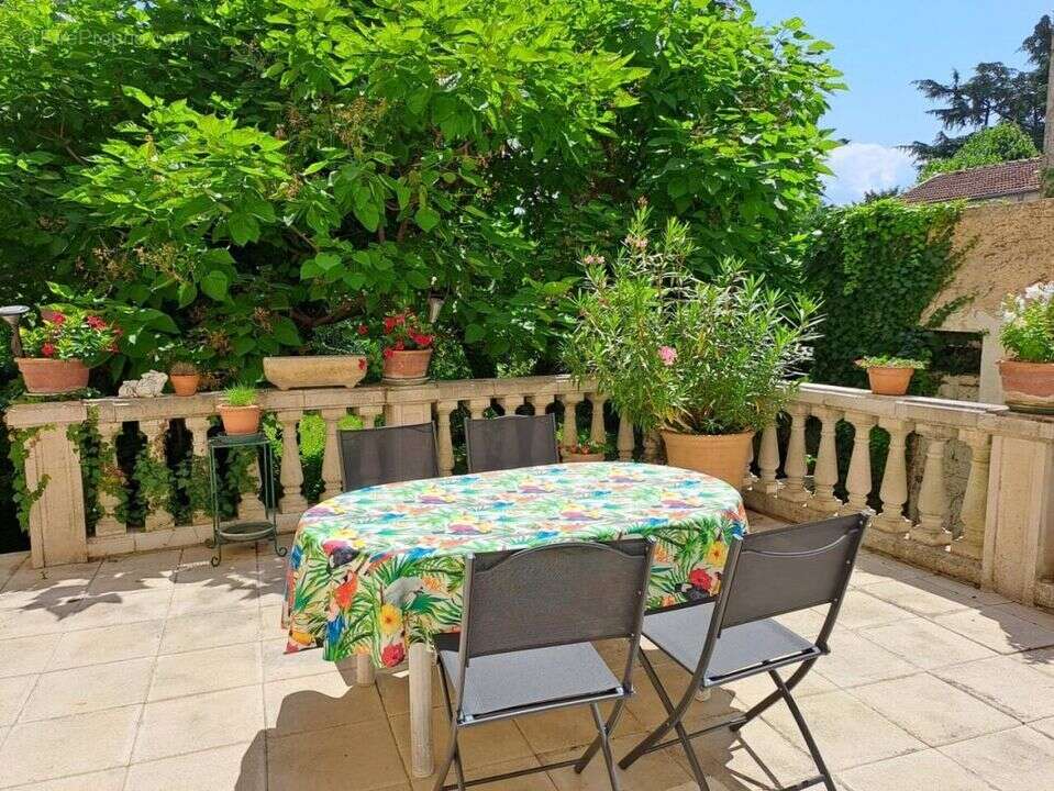 Maison à ROMANS-SUR-ISERE