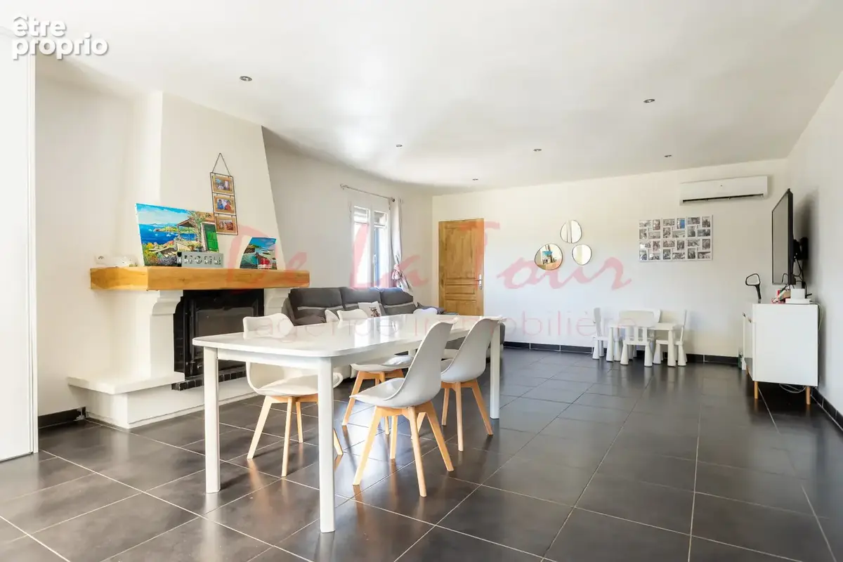 Secteur 12ème Maison individuelle de plain-pied T4 avec dépendances sur un terrain de 1 360 m2 - photo 5