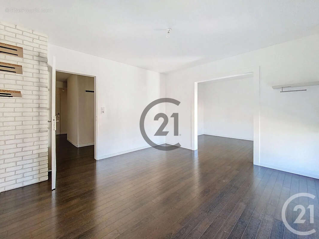 Appartement à SAINT-ANDRE-LES-VERGERS