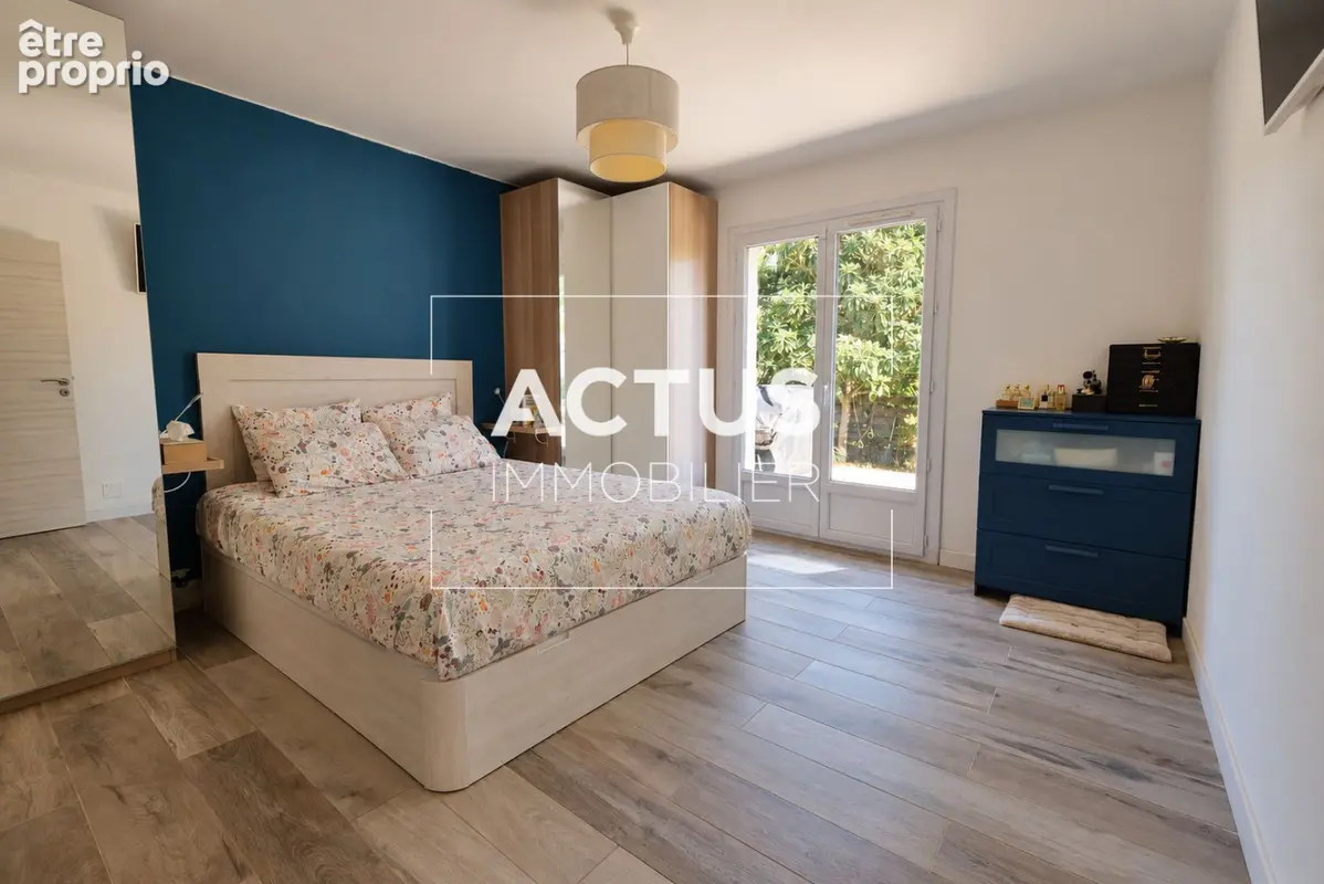 Maison 6 pièces 133 m² à vendre à Salon-De-Provence (13300) - photo 8