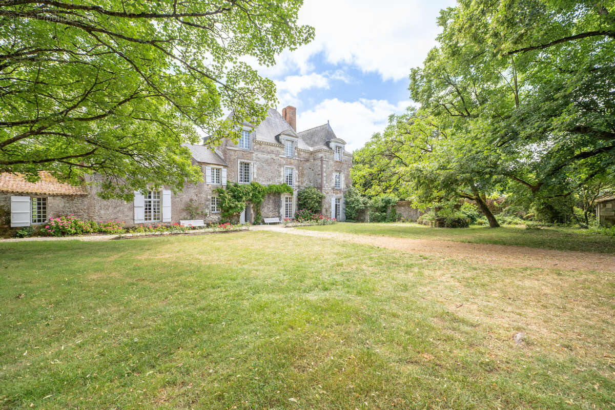 Maison à LE LOROUX-BOTTEREAU