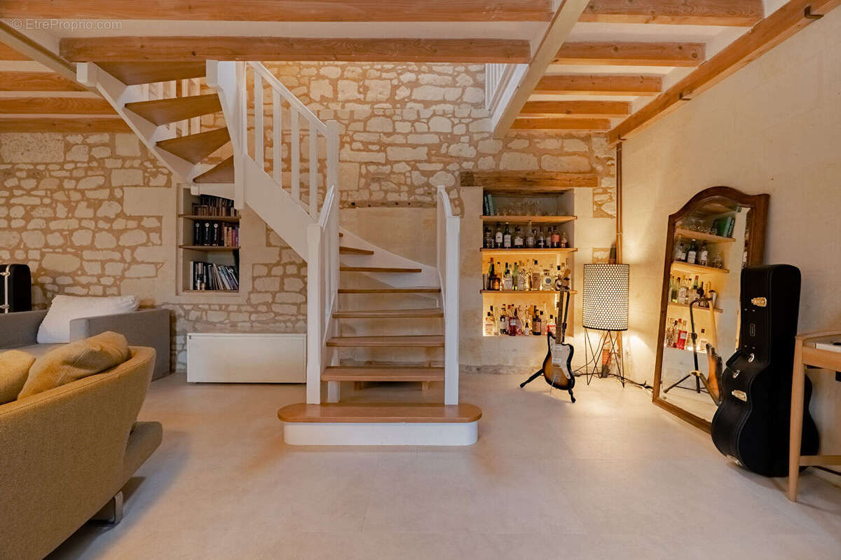 Maison à BRISSAC-QUINCE