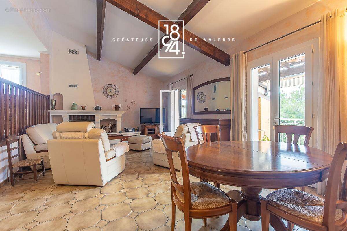 Maison à SAUSSET-LES-PINS