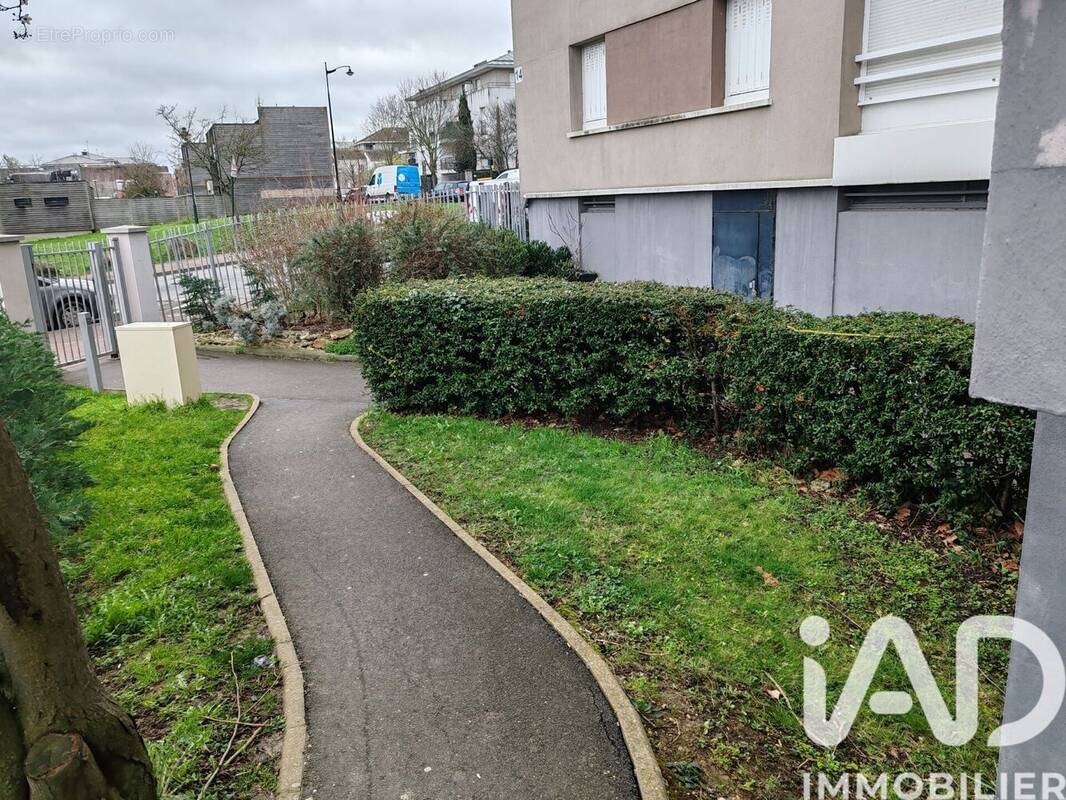 Photo 1 - Appartement à CORBEIL-ESSONNES