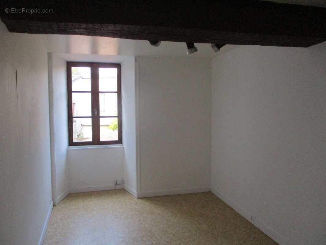 Maison à COUHE