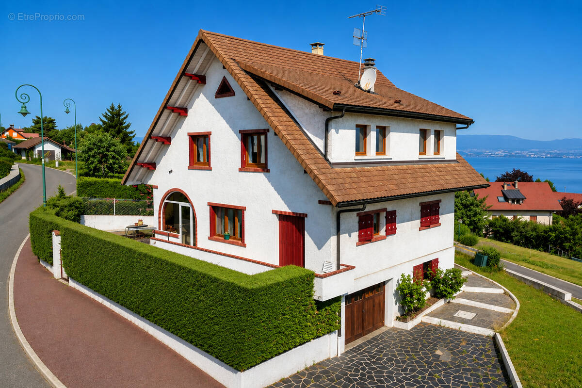 Maison à NEUVECELLE