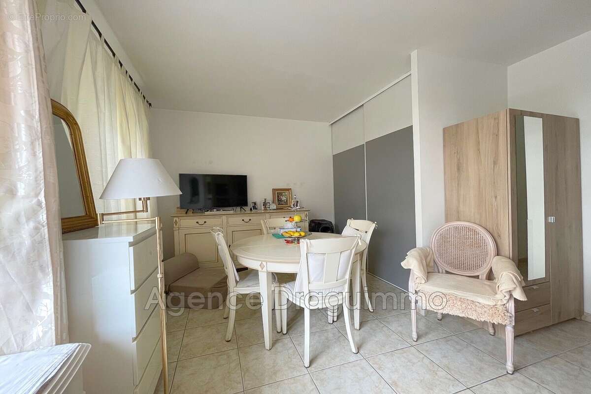Appartement à DRAGUIGNAN