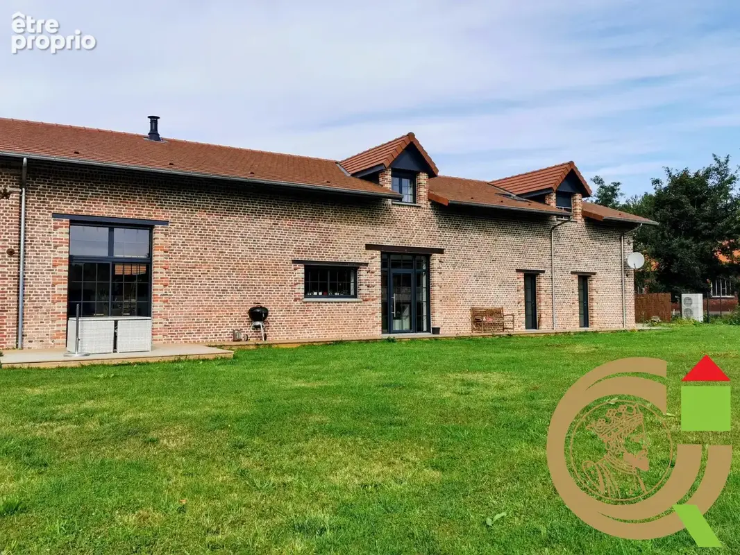 Photo Maison à Boubers-Sur-Canche au prix de 630 000€