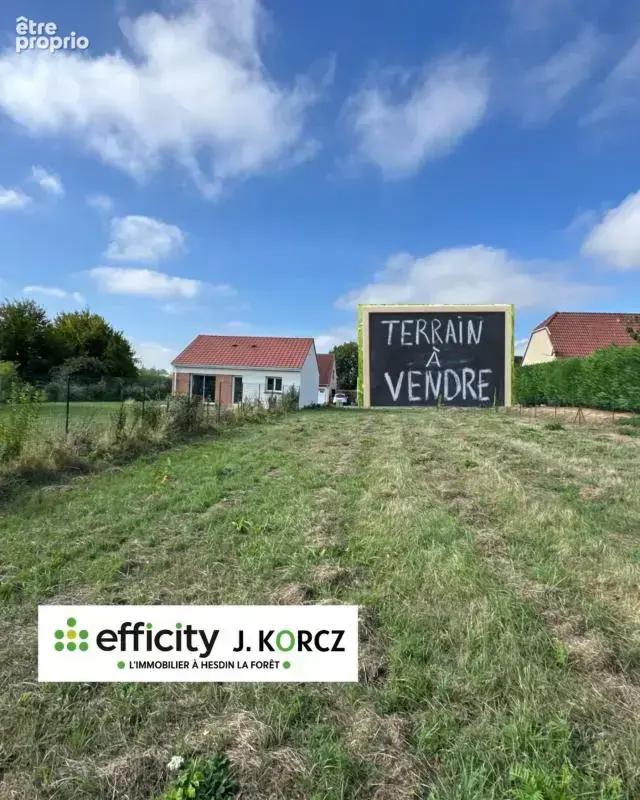 Terrain à AUCHY-LES-HESDIN