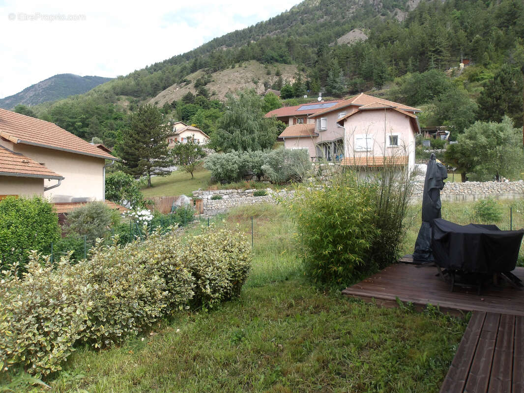 Maison à ESPINASSES