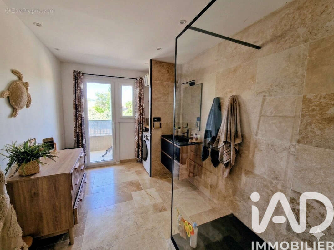 Photo 6 - Appartement à SIX-FOURS-LES-PLAGES